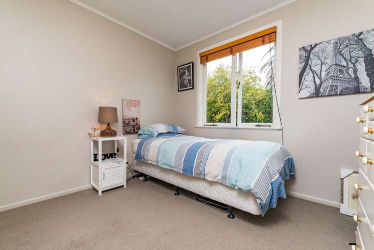 12 Tirimoana Road Te Atatu South_22