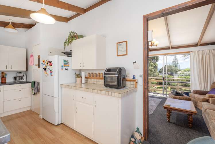 54 Oyster Drive Cooks Beach_8