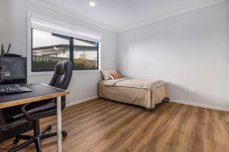 6 Pateke Drive Kenepuru_21