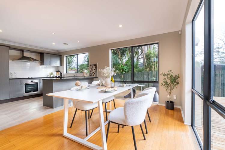 18A Enderby Drive Te Atatu Peninsula_6