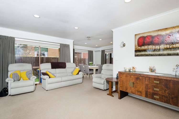 2 Matuhi Rise Henderson_5