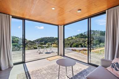 13 Piwaiwaka Way_3