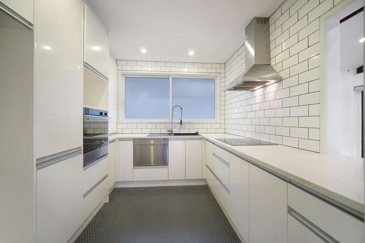 200 Godley Road 11422_2