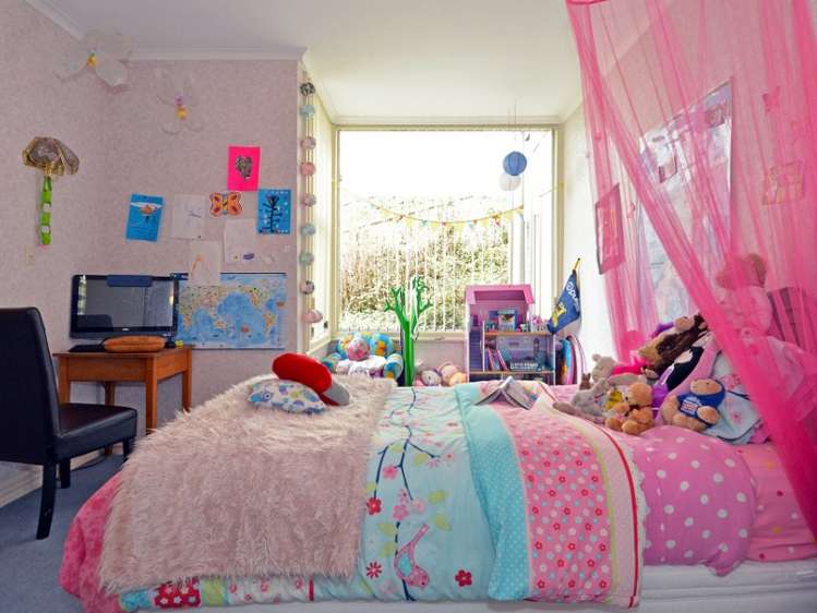 34 Easther Crescent Kew_5