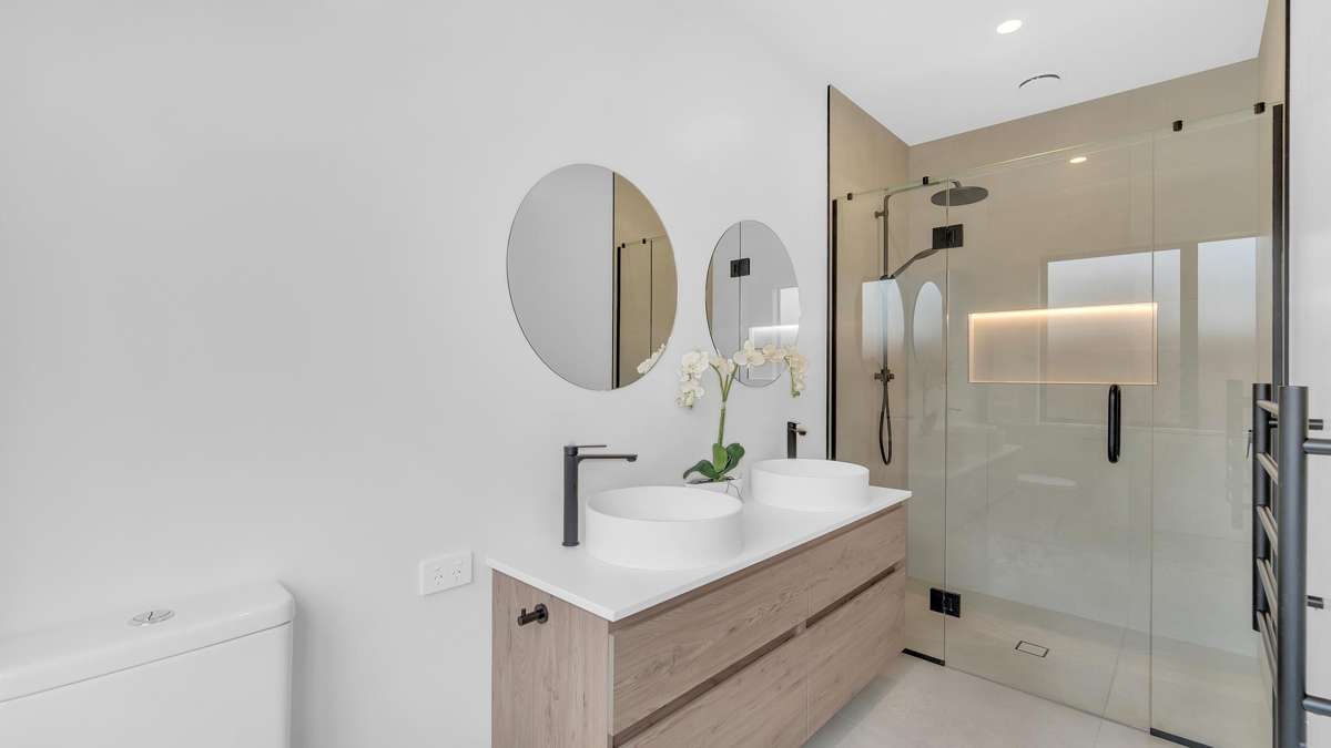 6 Fairmaid Street_4