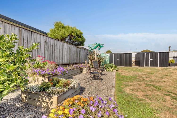 4 Barry Curtis Place_3