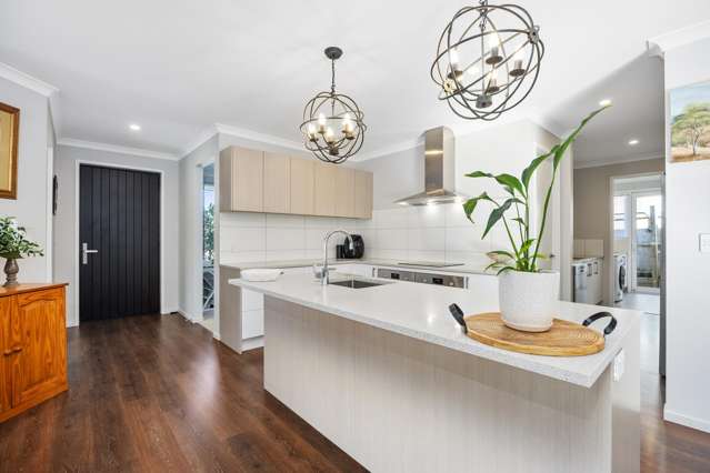 123 Colonial Drive Silverdale_4