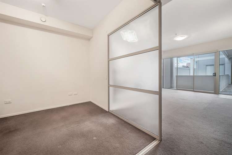 303/155 Beach Road Auckland Central_6