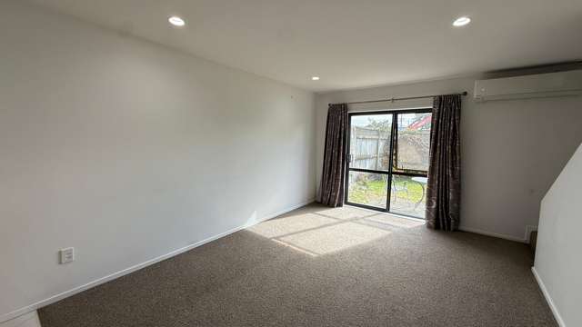 7/36 West Coast Road Glen Eden_2