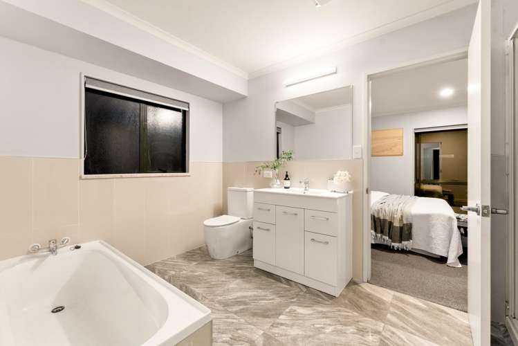 78 Corinth Grove Papamoa_29