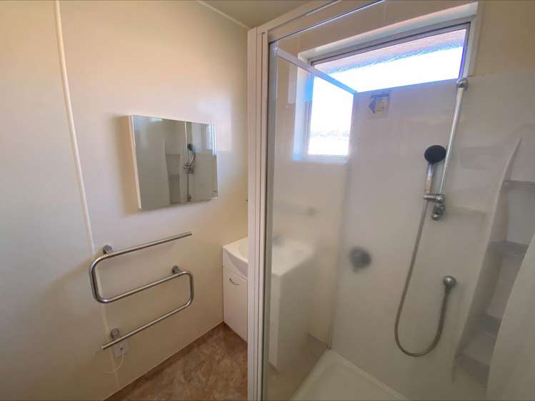 32A Rutherford Street Caversham_11