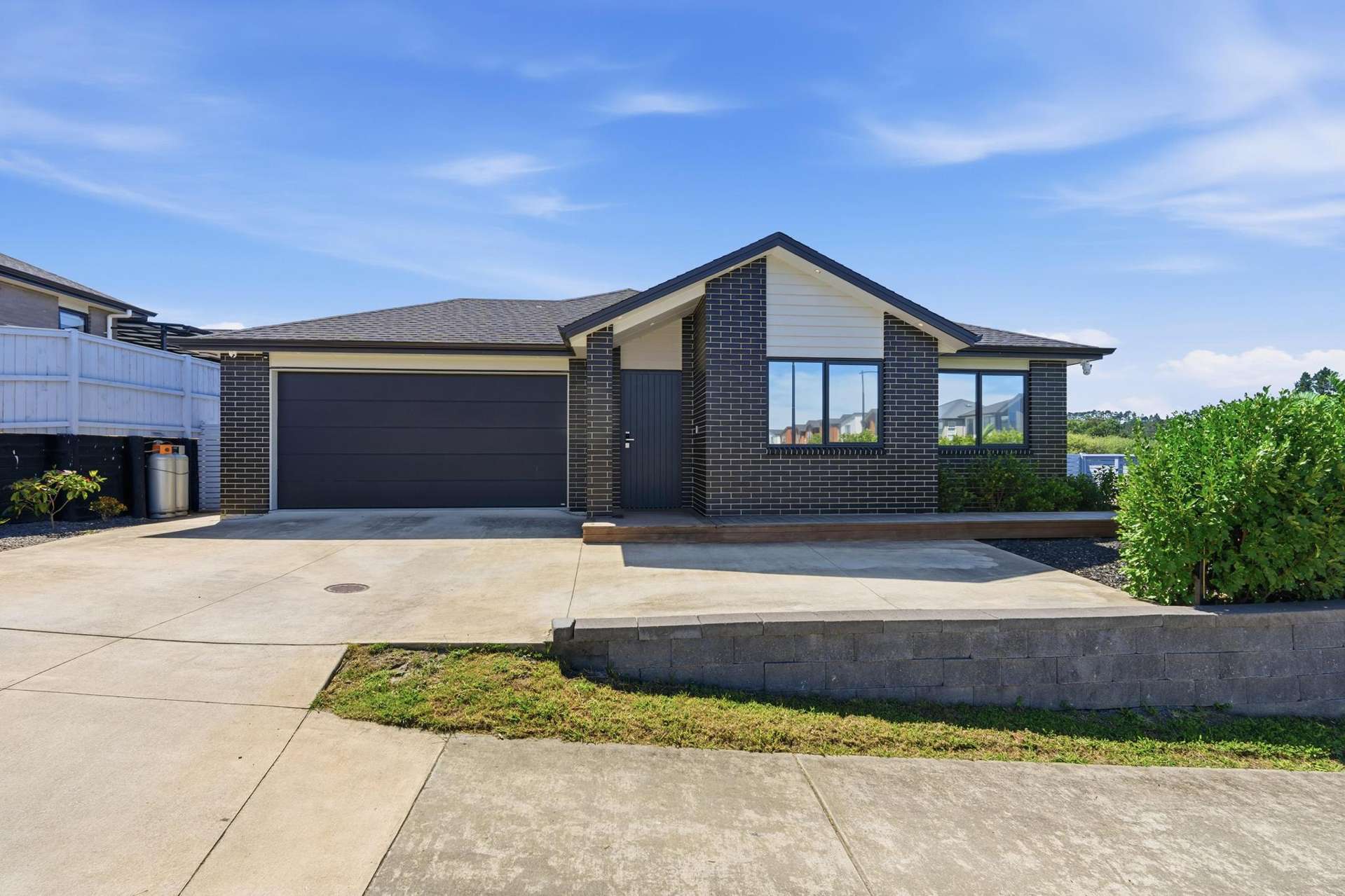 22 Kauri Gum Rise Swanson_0