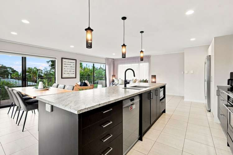 194 Beach Road Campbells Bay_7