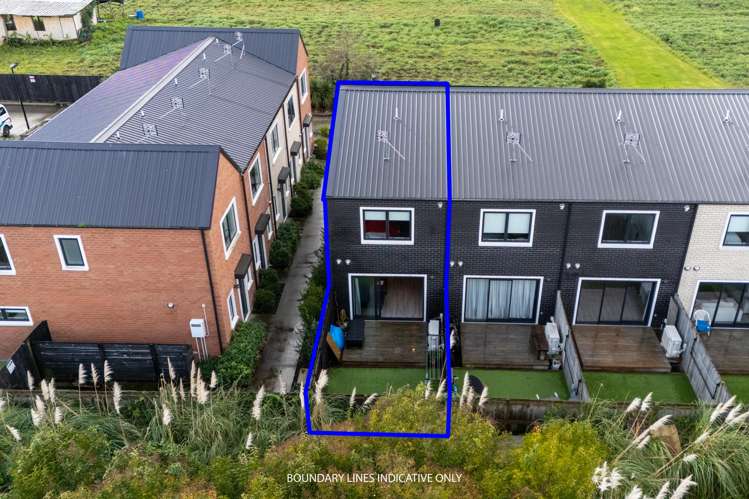 28/137 Hall Avenue Favona_15