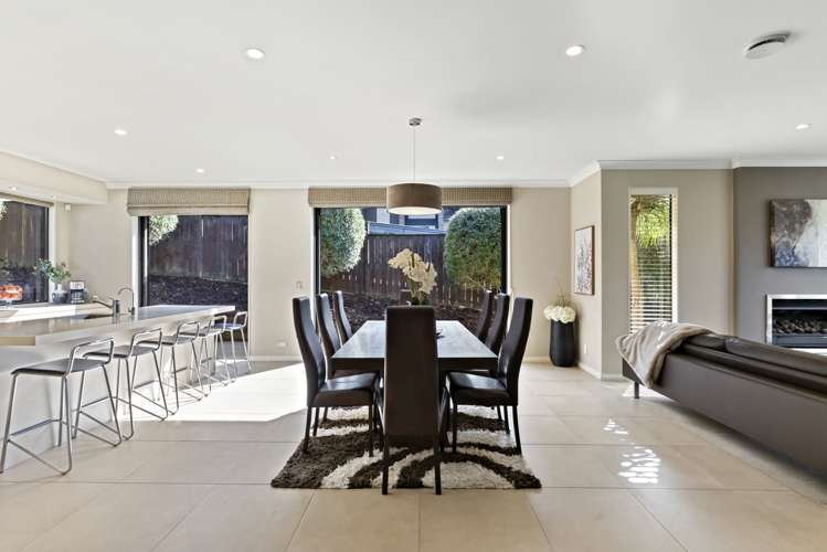 10 Mazuran Place Flat Bush_5