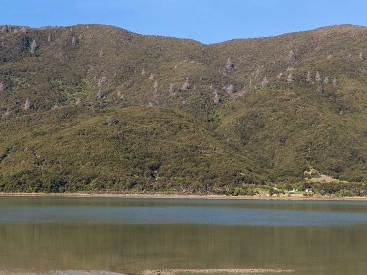 4214 Kenepuru Road Kenepuru Sound_8