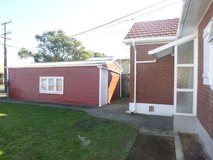 52 Bell Road Waiwhetu_9