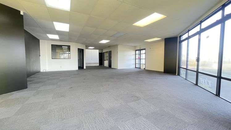 1/22 Lowther Street Sockburn_5