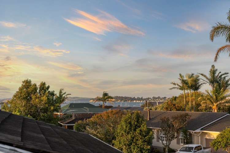 28 Fielding Crescent Farm Cove_19