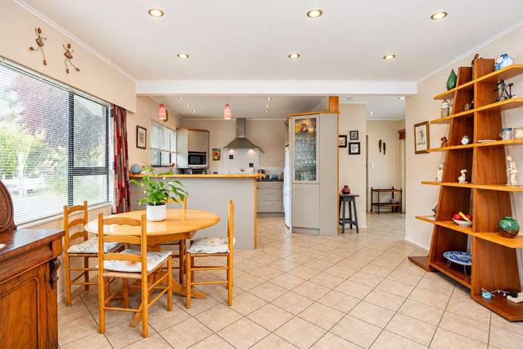 1 Neagle Place_2