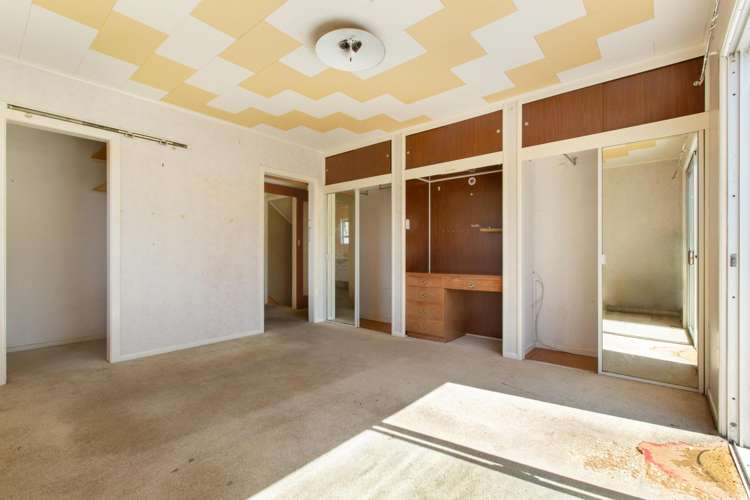 5 Blake Street Surfdale_15