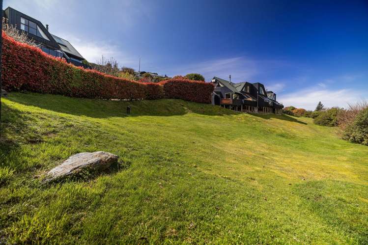 9 & 10/64 Goldfield Heights Queenstown_6