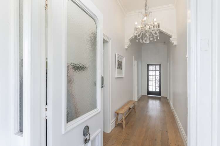 7 New Bond Street Kingsland_17