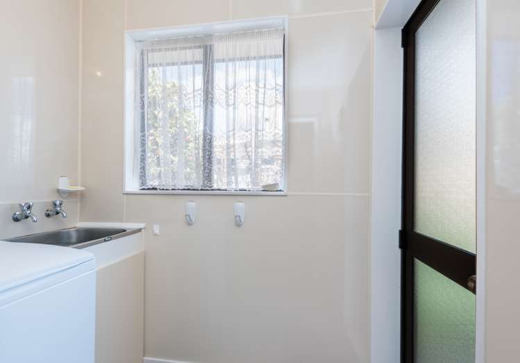 4a Hobhouse Street Stoke_9