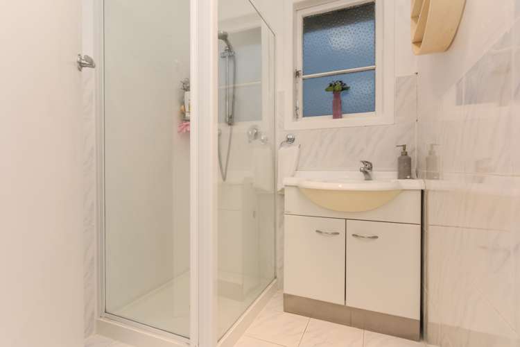 13 Royal View Road Te Atatu South_6