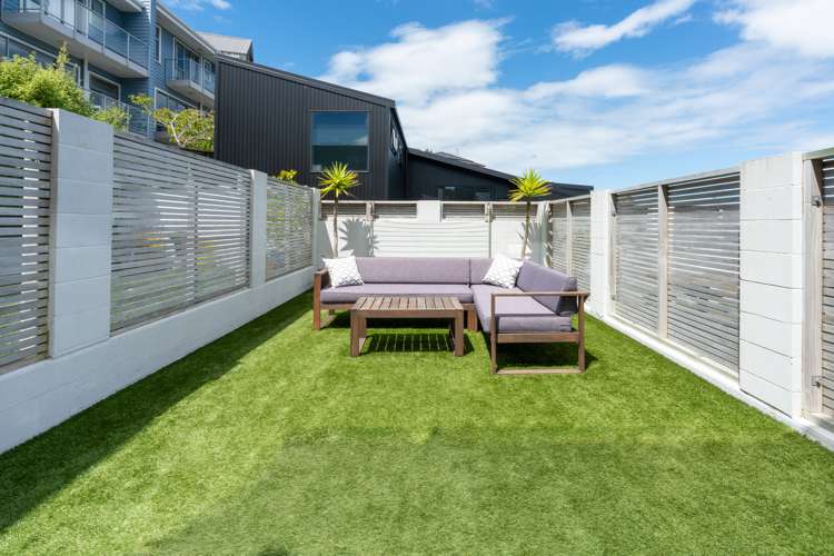 2/50 Mandalay Terrace Khandallah_14