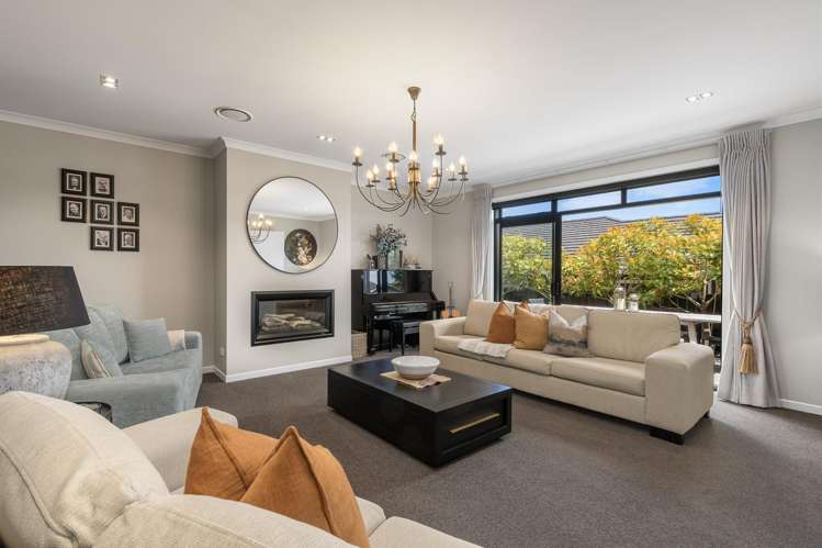 10 Benmore Crescent_2