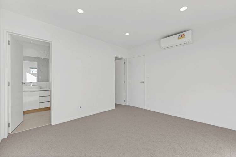 7B Ascent Street Flat Bush_10