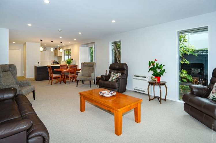 15b Taylors Avenue Bryndwr_13