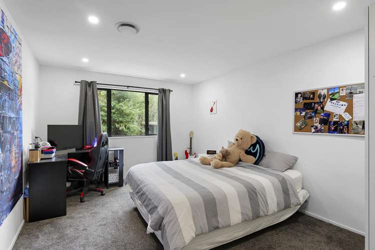 56 Marine Drive Diamond Harbour_13