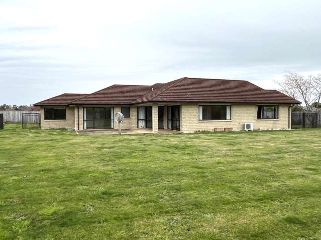 27 Carrington Drive 10114_1