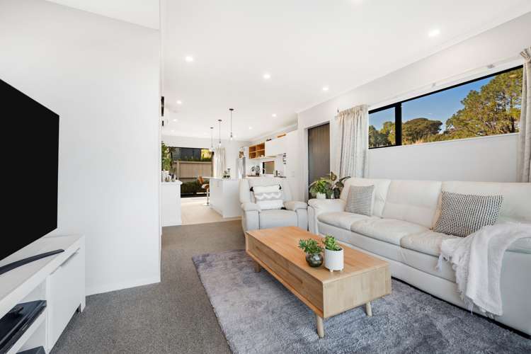 13 Maureen Close East Tamaki Heights_11