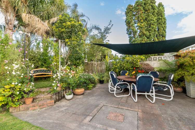 329 Westminster Avenue Tamatea_16