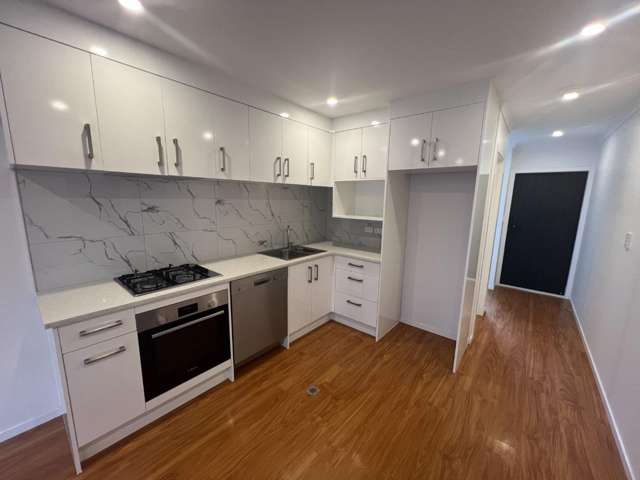 2/16 Inverness Avenue 1074_4