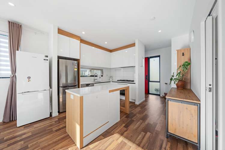 30 Tihema Lane Westgate_4