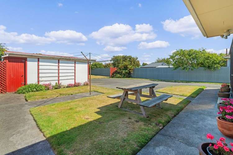 146 Springs Road Hornby_21