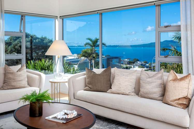 62 Seaview Road Castor Bay_12