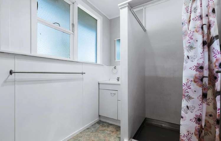 81 Rangipoia Place 11211_7