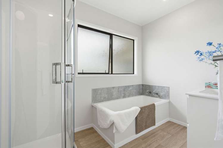 140 Craig Road Pollok_18