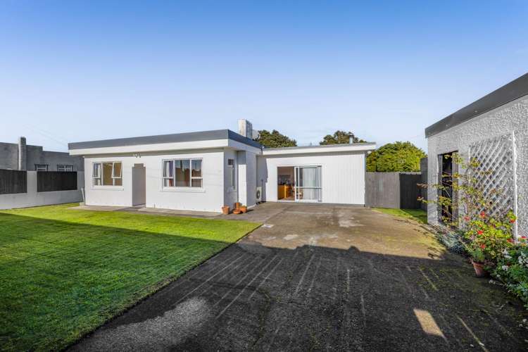62 Gisborne Terrace Opunake_31