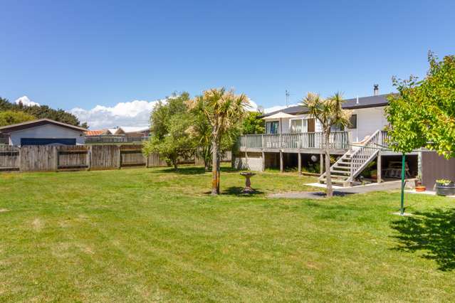 9 Cousins Avenue East Foxton Beach_1