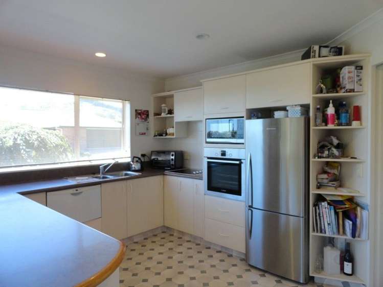 16 Orpington Place Stoke_5