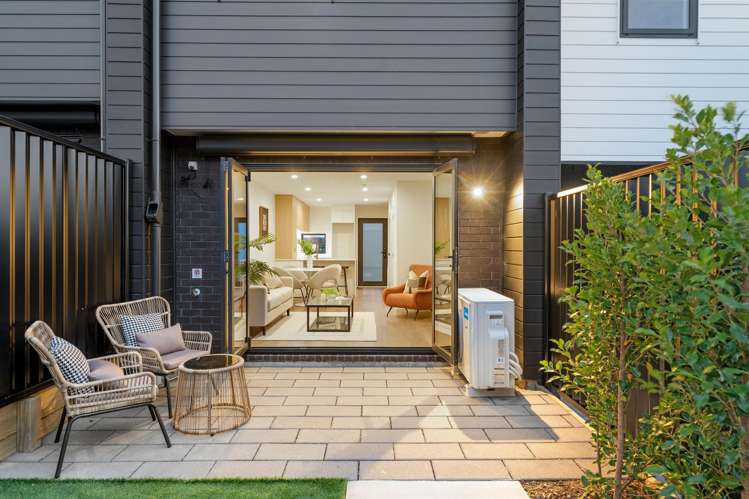 3/3 Firebrick Way Hobsonville_16