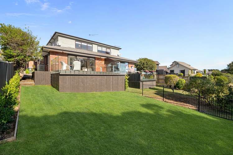 2/159 Norman Lesser Drive Saint Johns_25