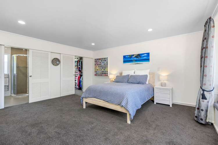 145 Whangaparaoa Road Red Beach_16