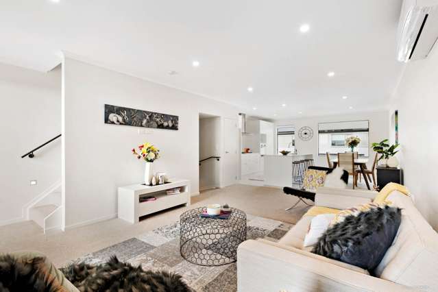 45 Bonnette Road Flat Bush_1